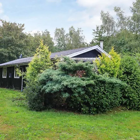 Earthy Holiday In Roslev Near Sea